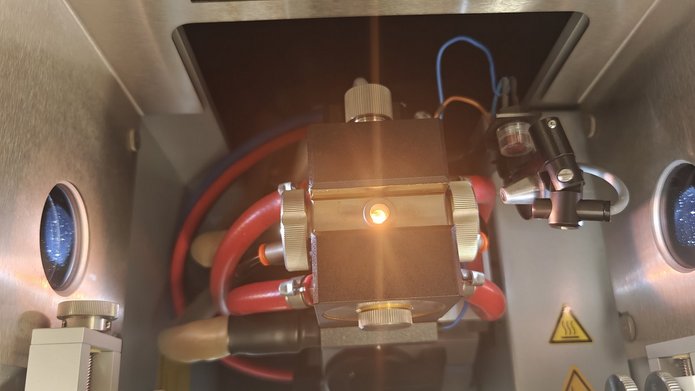 Laser