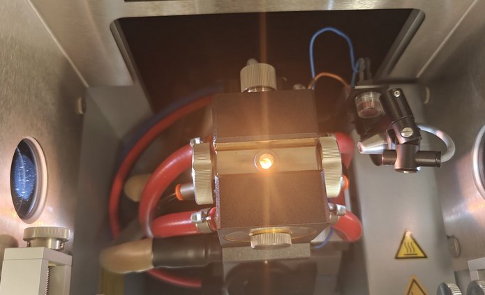 Laser